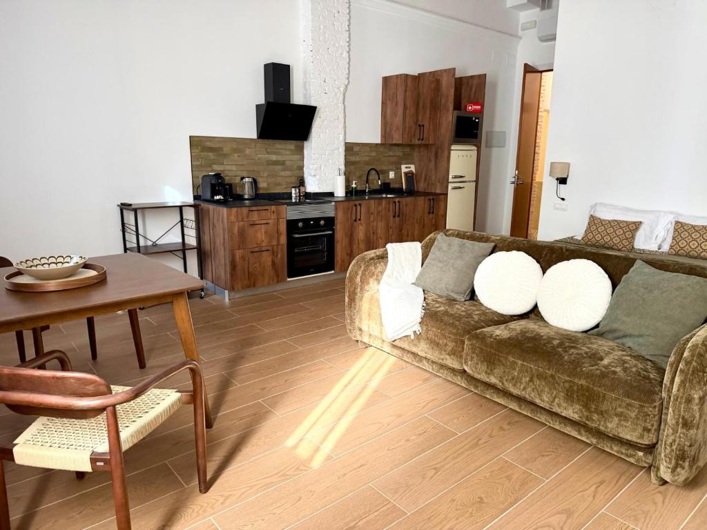 Santa Monica Boutique Apartments - 2