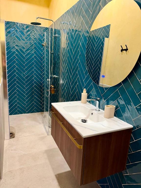 Santa Monica Boutique Apartments - 3