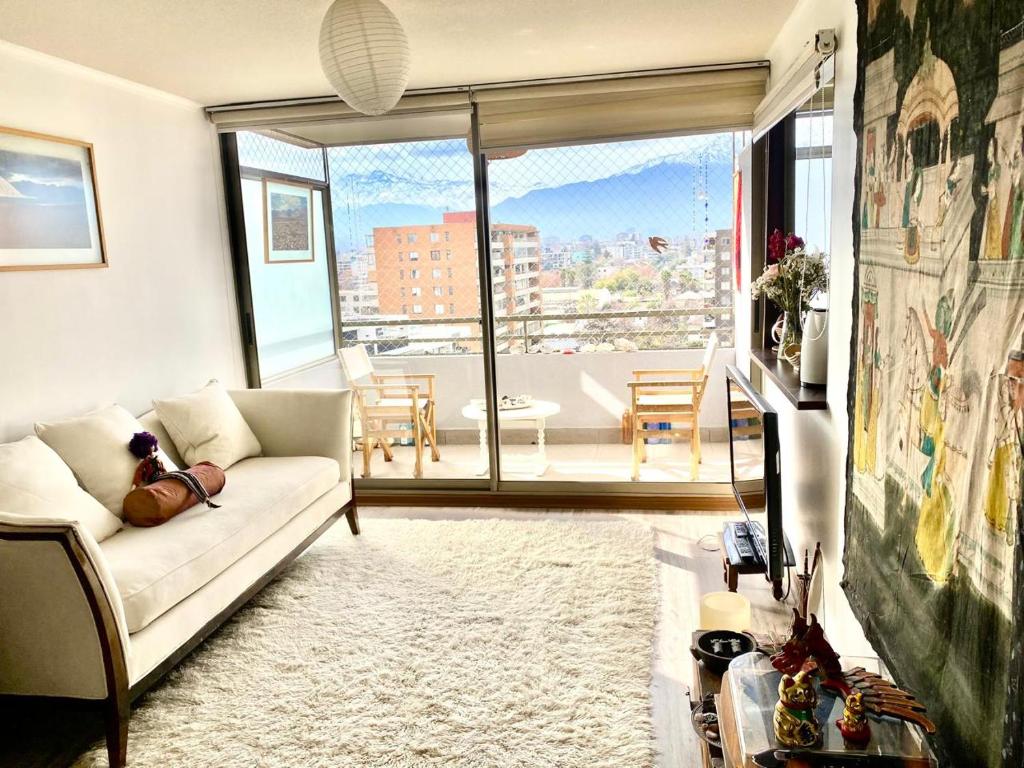 Departamento luminoso a pasos del Barrio Italia con vista a la cordillera - 5