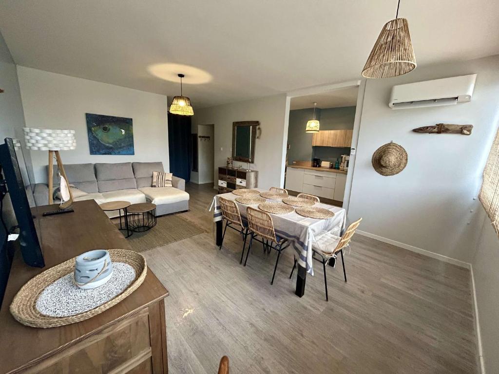 Appartement T3 rénové avec clim - Balaruc - FR-1-553-336 - 4