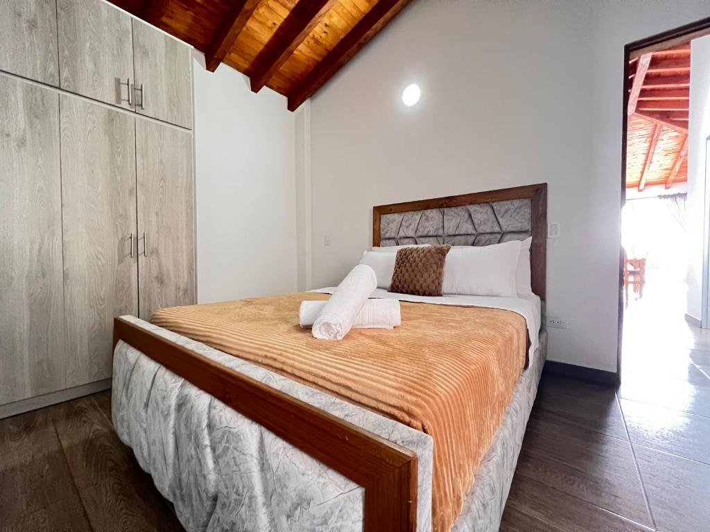 Cerca a talleres de cerámica Apto con Balcón - 1