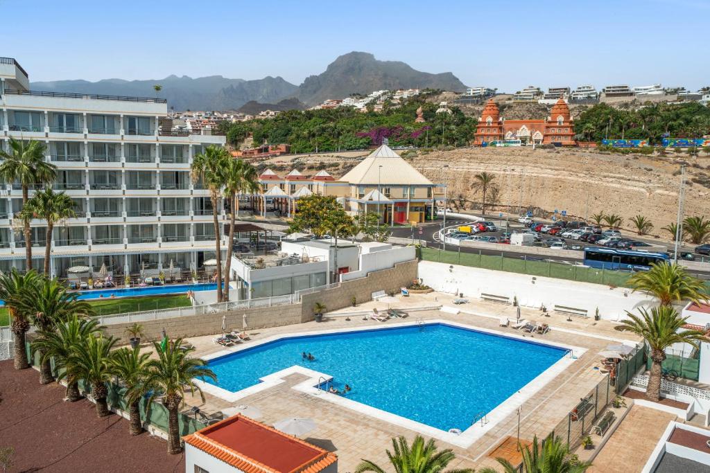 Fantastic 1-bedroom With Sea View - 3