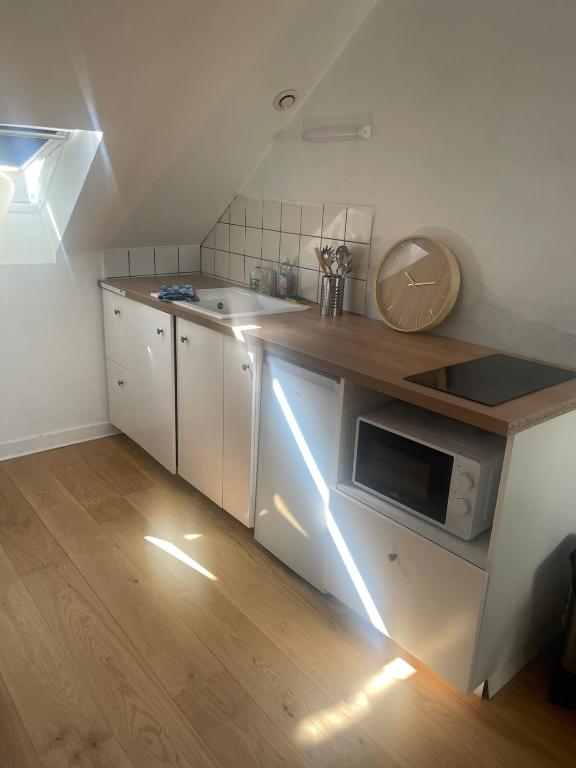 Superbe appartement avec chambre proche lycées - 2