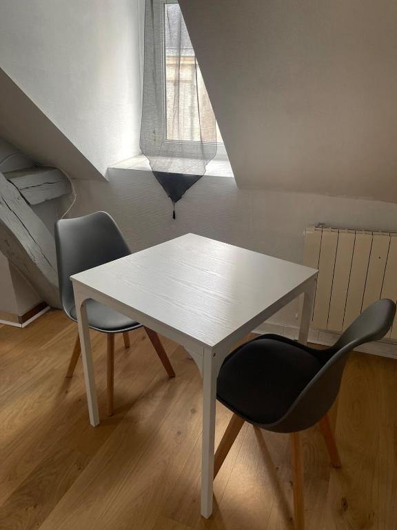 Superbe appartement avec chambre proche lycées - 3