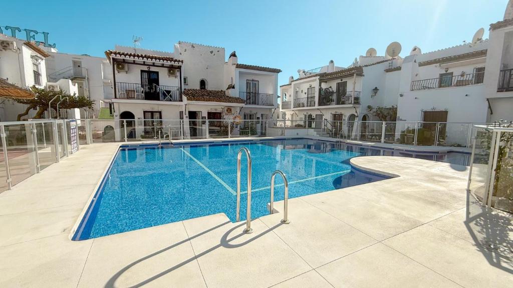 Charming Townhouse for Holiday Rental in Nueva Nerja - 1