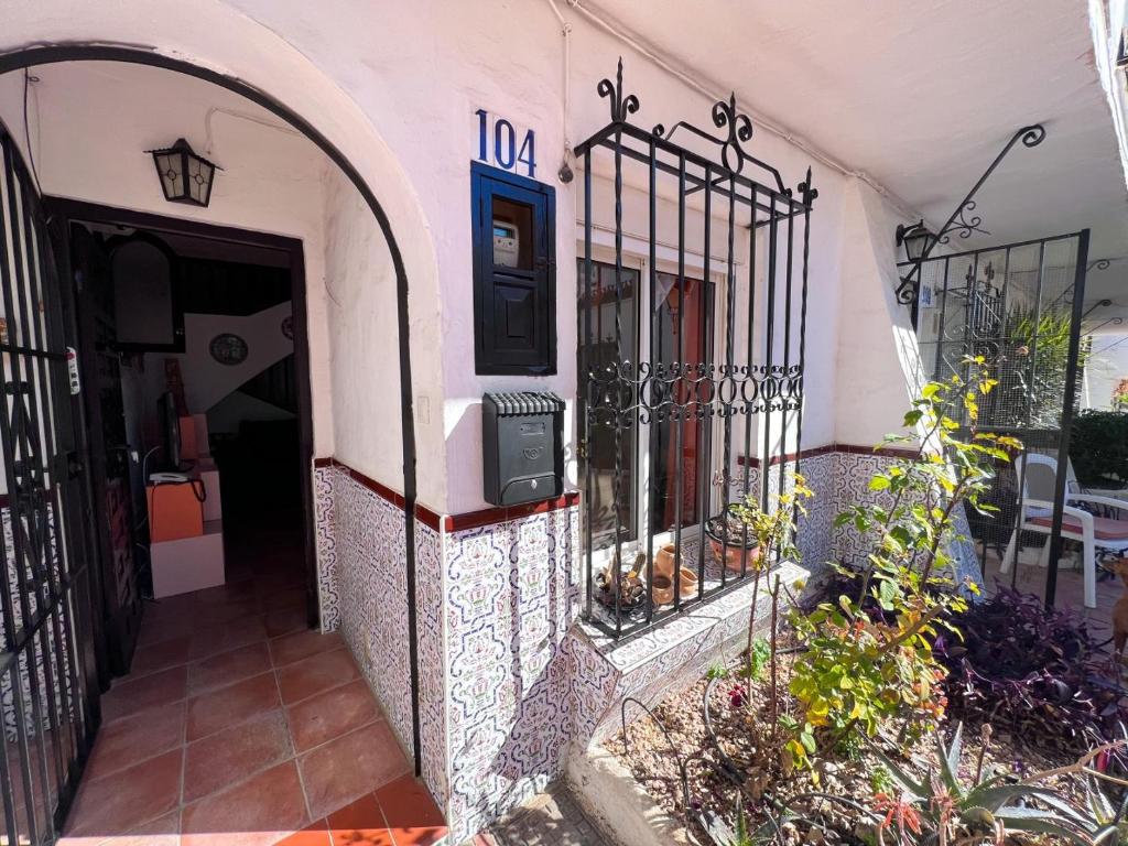 Charming Townhouse for Holiday Rental in Nueva Nerja - 3