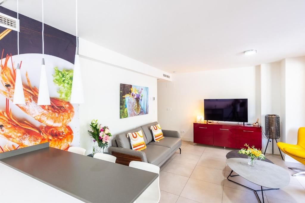 Luxurious Two Bed - 5
