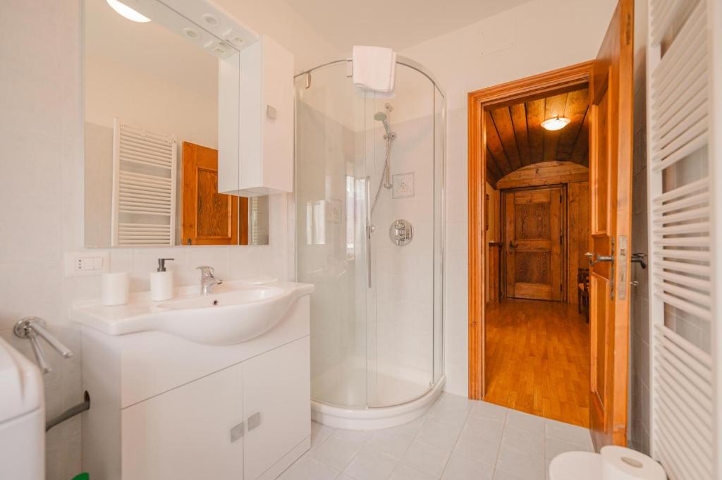 Casa Verocai - Mountain View Terrace & Parking - 5