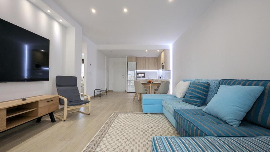 SUNNY HILLS dream apartment - 2