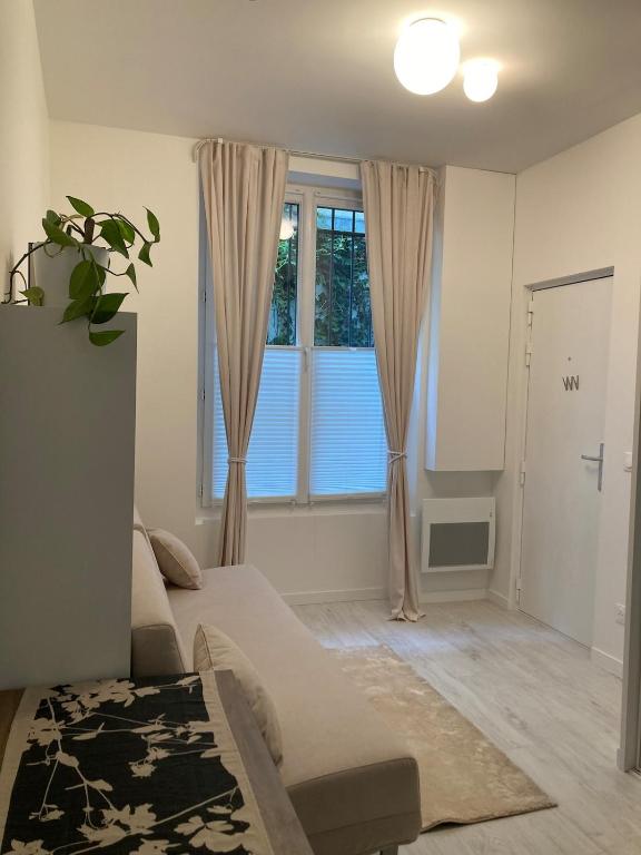 Optimized 16 sq m studio, real bed, Aligre Bastille - 2
