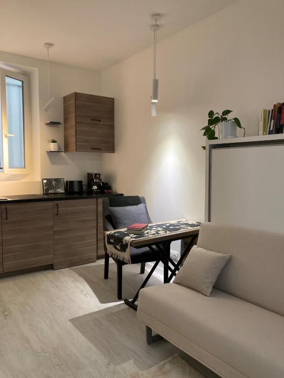 Optimized 16 sq m studio, real bed, Aligre Bastille - 3