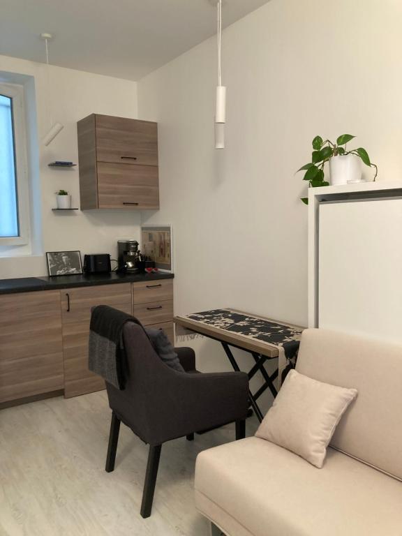 Optimized 16 sq m studio, real bed, Aligre Bastille - 5
