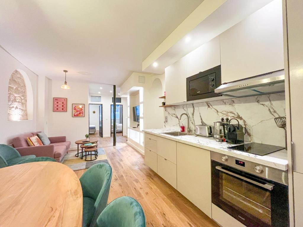 UrbanFlat 224 - Prestige Apartment in center of Paris - 3