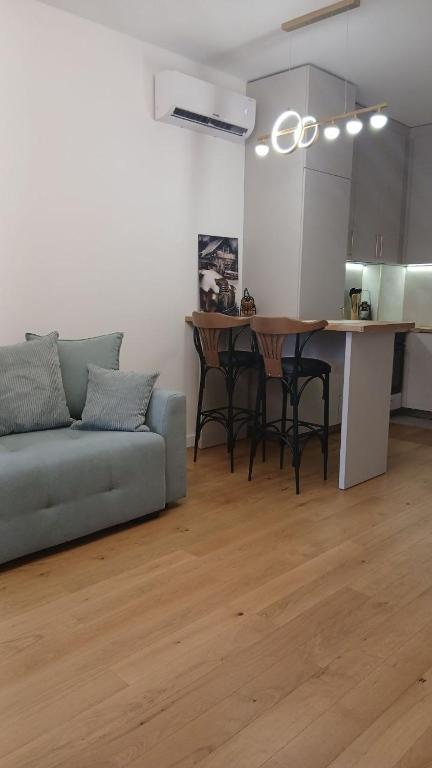 Adria Home Apartment - 2
