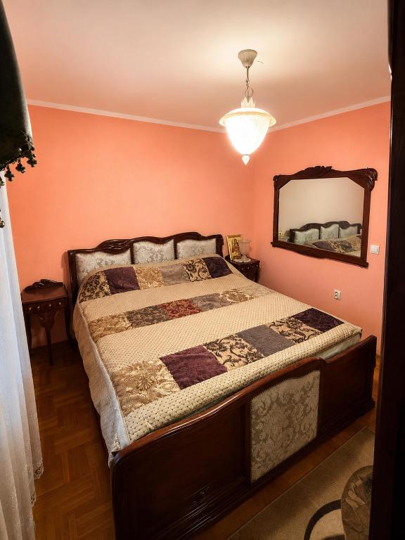 City Family Home - 3