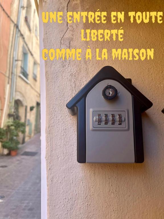 "LA PIOL" apartment in the heart of Hyères - 2