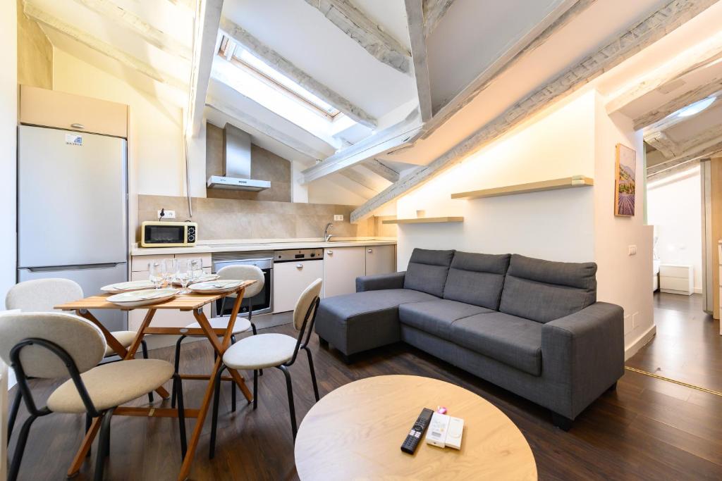 FER3452 - Ático de 1 dormitorio en Moncloa - Alquiler temporal - 2