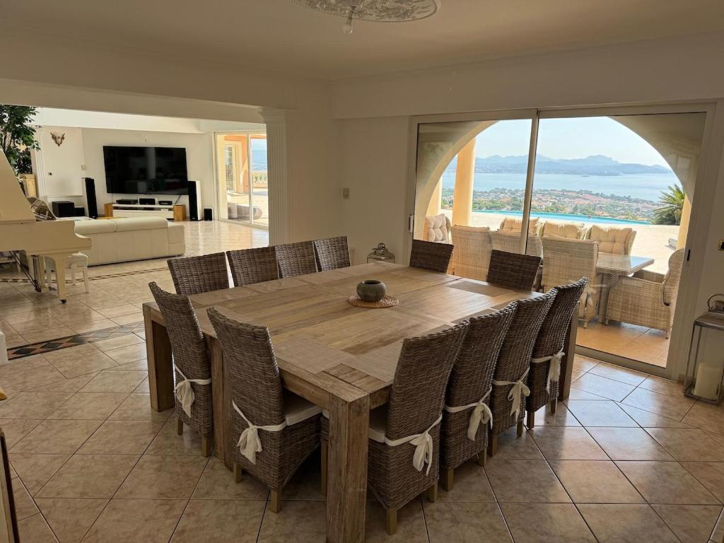 Villa de luxe entre Cannes et Saint-Tropez - 2