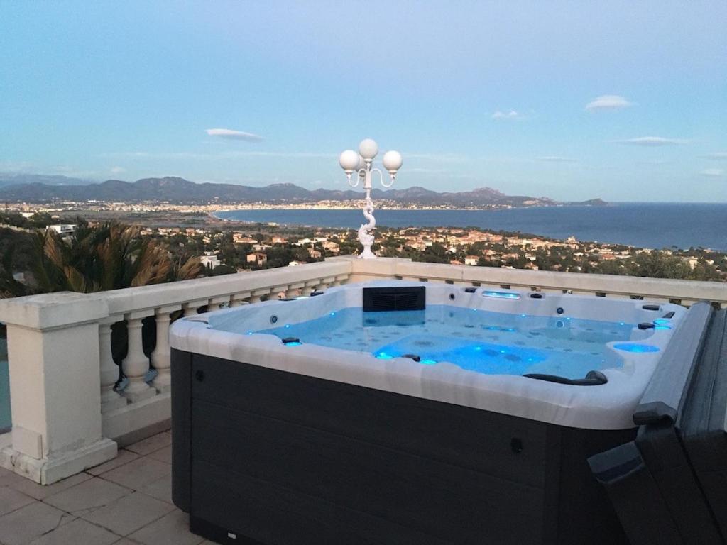 Villa de luxe entre Cannes et Saint-Tropez - 4