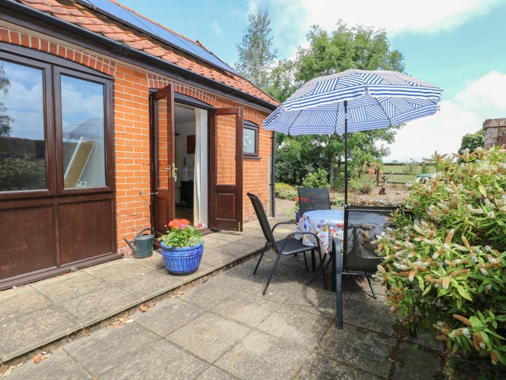 Lowbrook Cottage, Dickleburgh photo 4