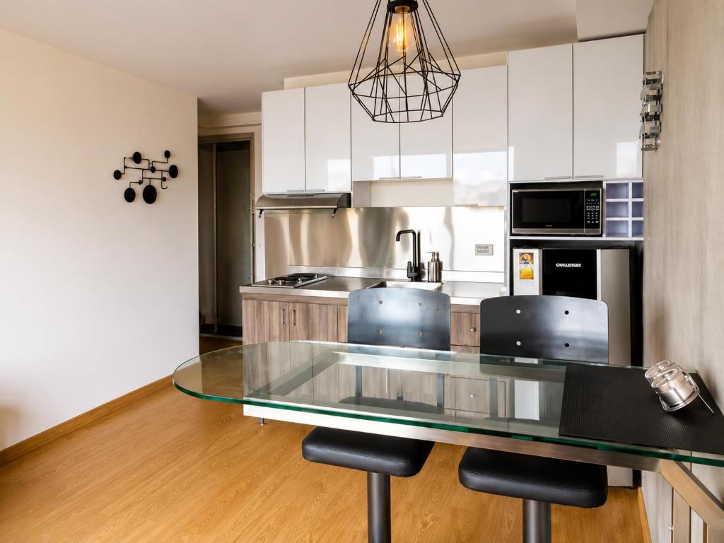 Luxury Laureles-LA 70-Medellin Stunner - 4