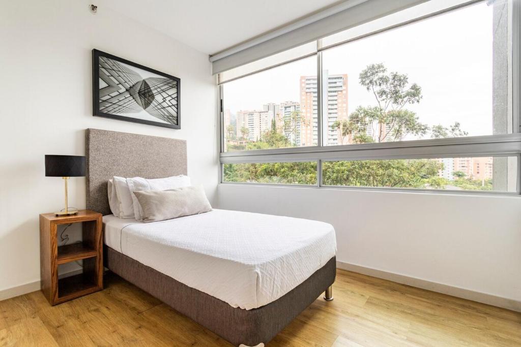 Apartment with an incredible view! Medellin, El Poblado - 3