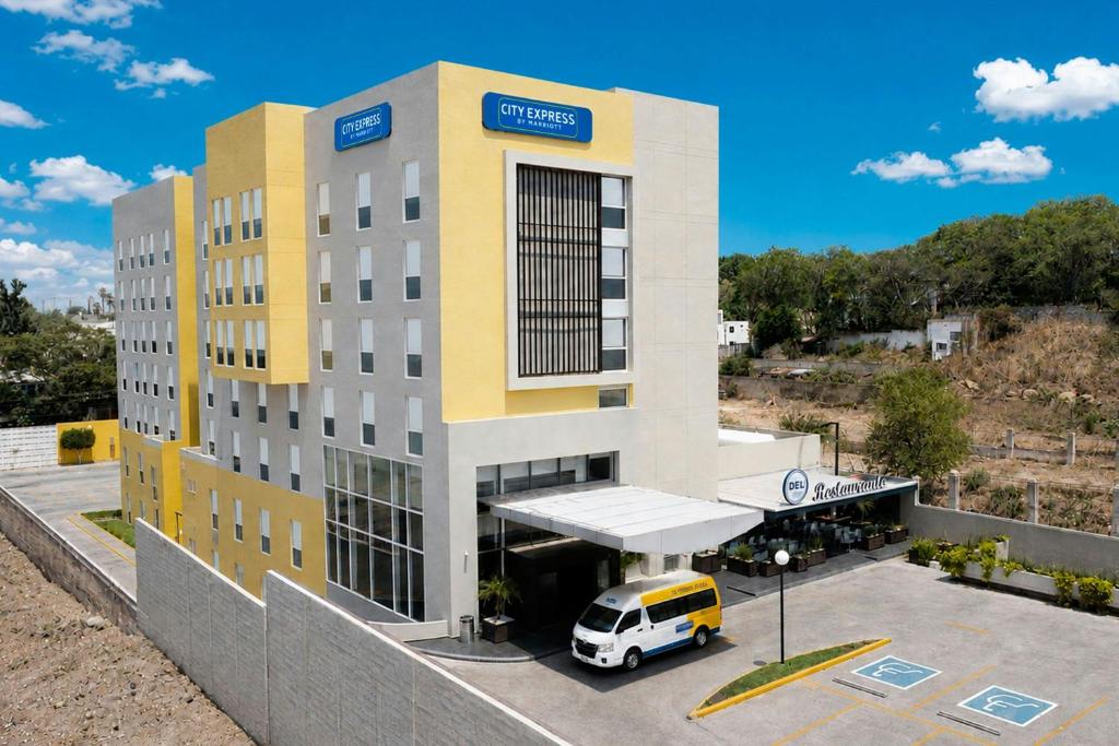 City Express by Marriott Guadalajara Aeropuerto - 5