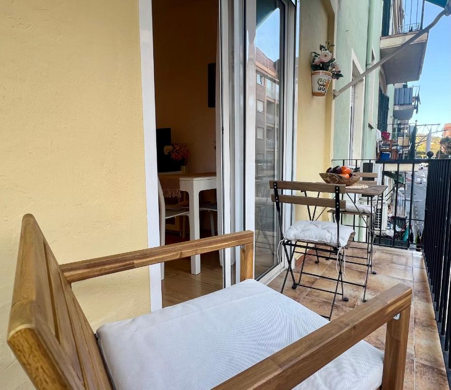 Super Comfy and Homey 4BR Apartment Peachy Stays - 3