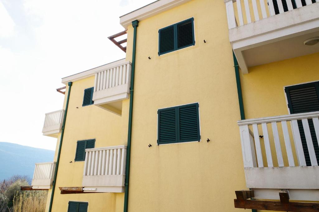 Apartment Begonia of Kumbor - 2