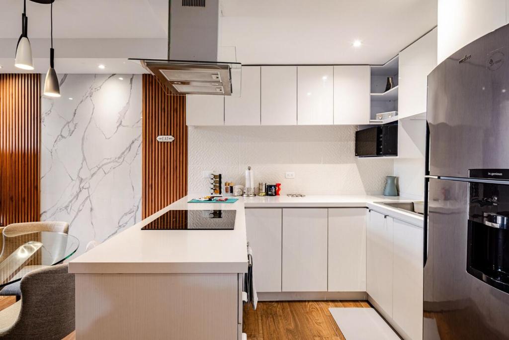 Modern and centrally located, 10 min from Macroplaza with pool - 3