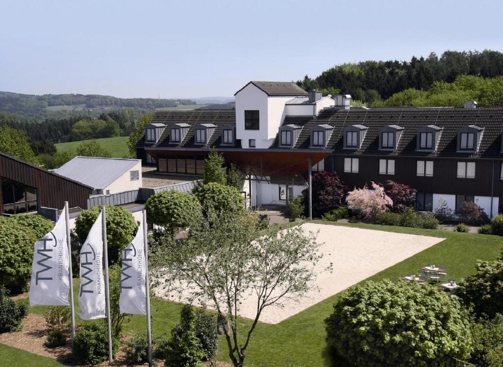 Trans World Hotel Kranichhohe — Hotel in Much