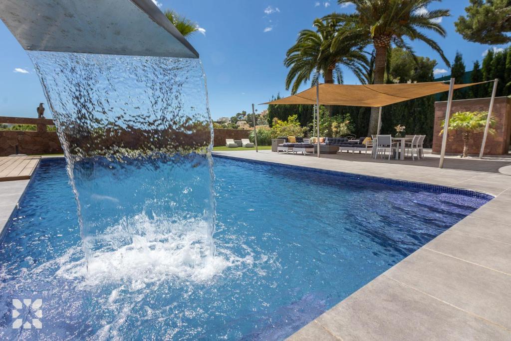 Villa Fernanda by Abahana Villas - 3