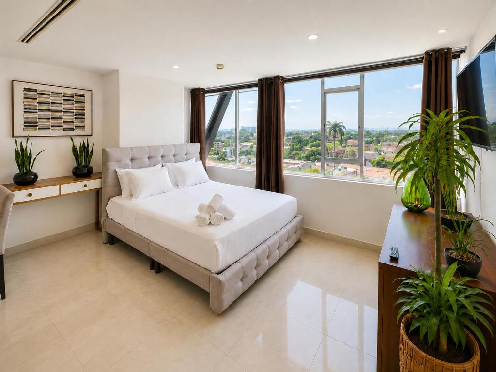 Gran Propiedad en Samborondon Guayaquil - 2