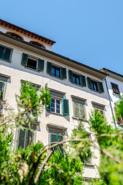 Via Ricasoli apartment, next to Accademia - 3