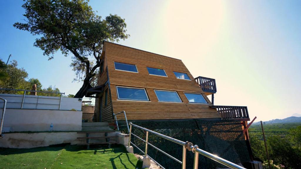Cabin with jacuzzi and spectacular views - 1