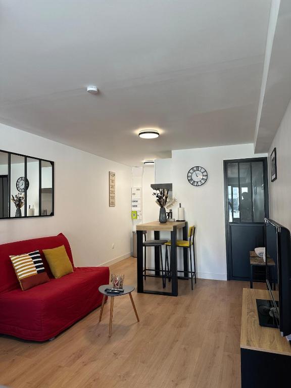 LOGEMENT 6 parking gratuit - 1