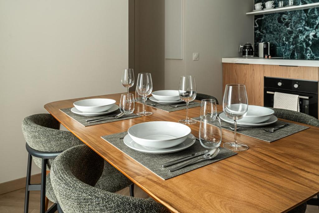 Luxury 2BR Apartment Near Monaco - 5