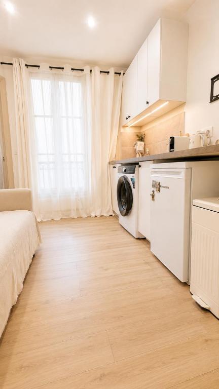 Charming OneBedroom Apartment in Le Marais - 3
