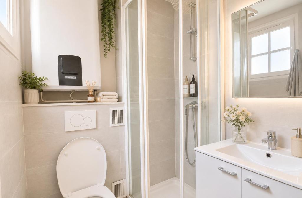 Charming OneBedroom Apartment in Le Marais - 5
