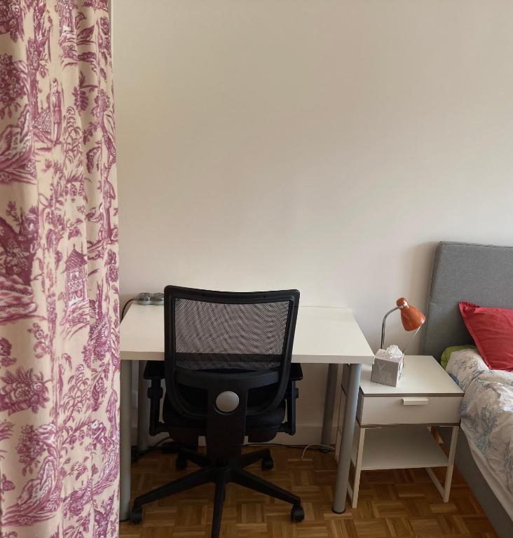 Bed and Breakfast at Place d'Italie - metro lines 5, 6, and 7 - 4