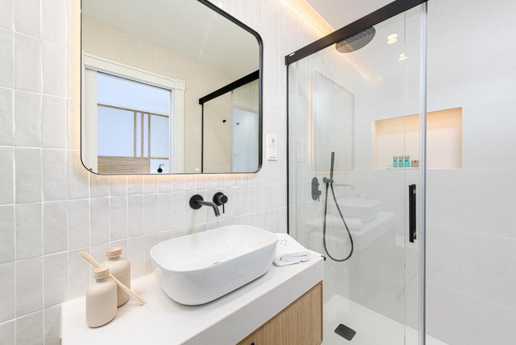 iloftmalaga AJR Suites Rafaela - 4