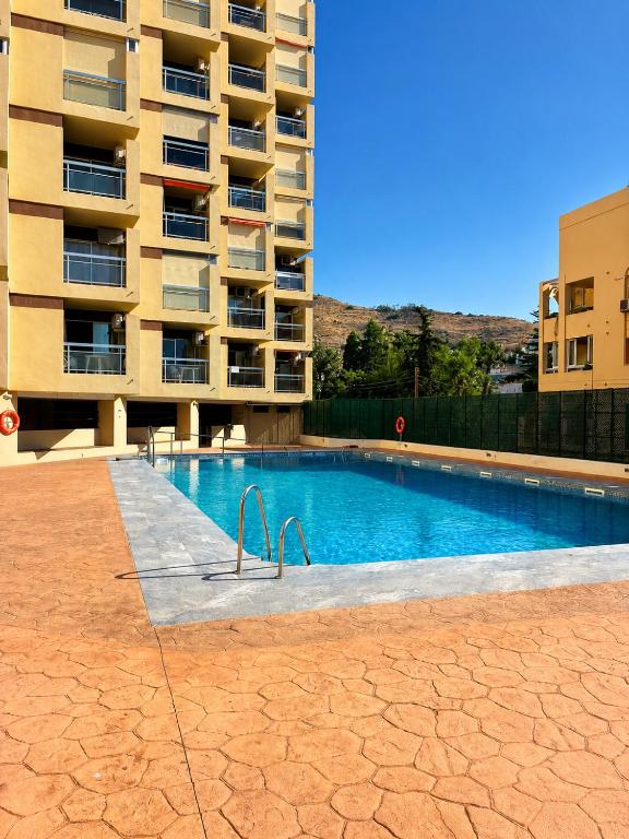 Modern apartment with premium views, 2 terraces and Pool 365 days - 4