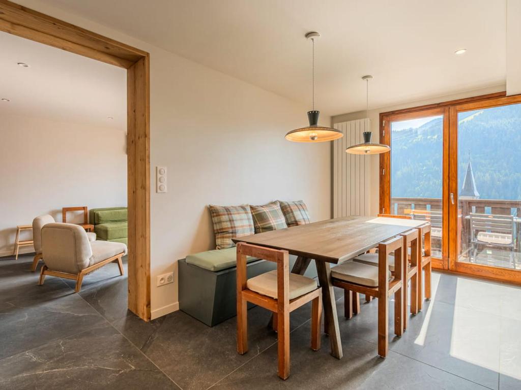 Grand appartement 5 pièces pour 8 personnes avec parking à Châtel - FR-1-676-220 - 4