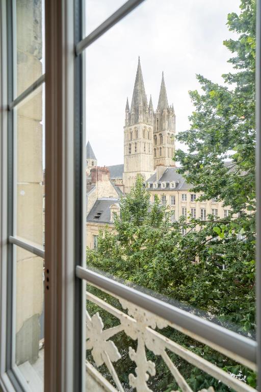 Cœur historique Caen - appartement lumineux & vue clochers - 2