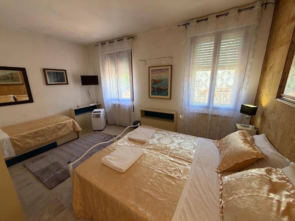 Lovenice Center Royalclass - 2