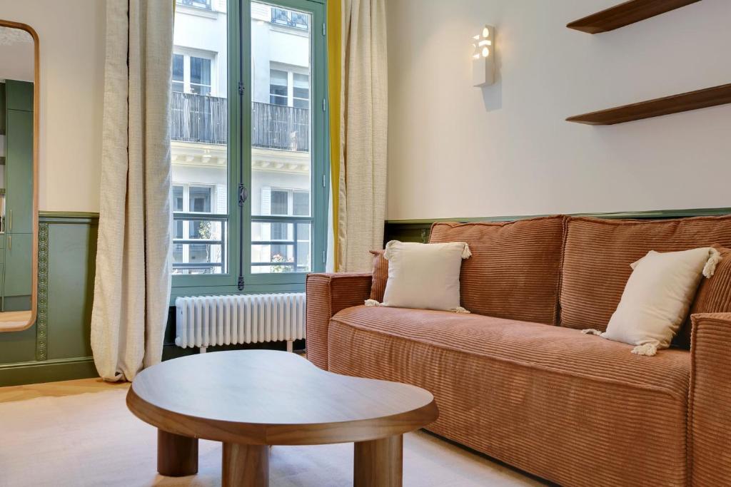 Pick A Flat's Apartment in Canal Saint Martin - Rue de Lancry - 2