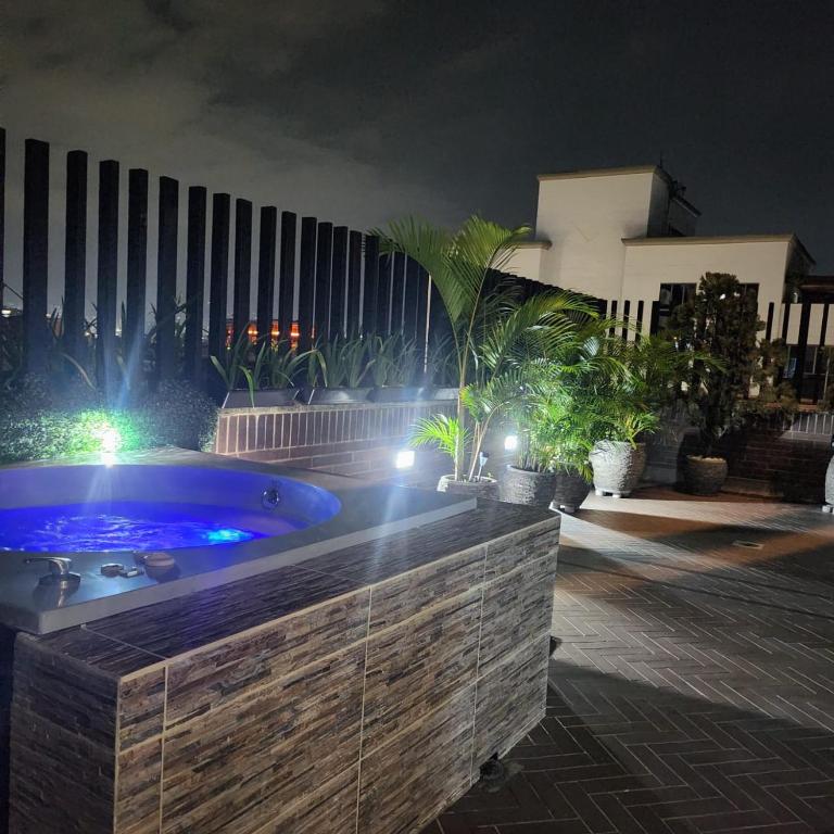 Luxury Jacuzzi in Poblado - 2