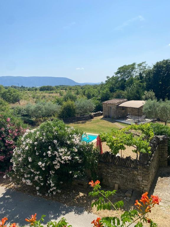 La Rochère - Hameau piscine à Gordes - 2