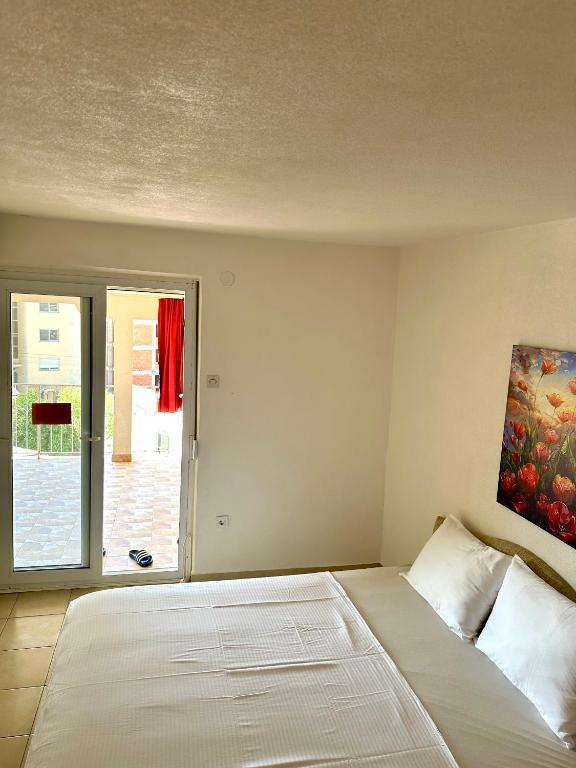 Vista Mare Apartment - 5