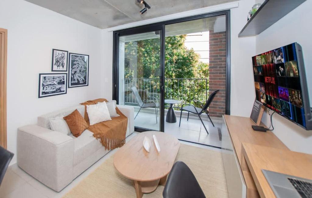 Corporate Apt Near Shops Gym Pool and CoWorking - 3